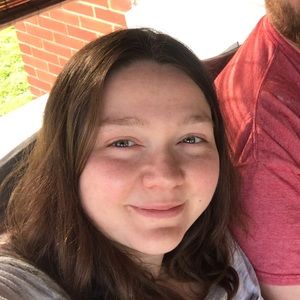 Meet your Posher, Justina